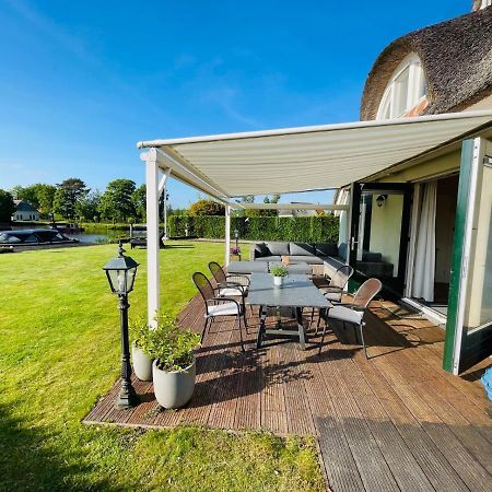 Vakantiehuis Aan Het Water In Friesland Синт-Николасга Экстерьер фото