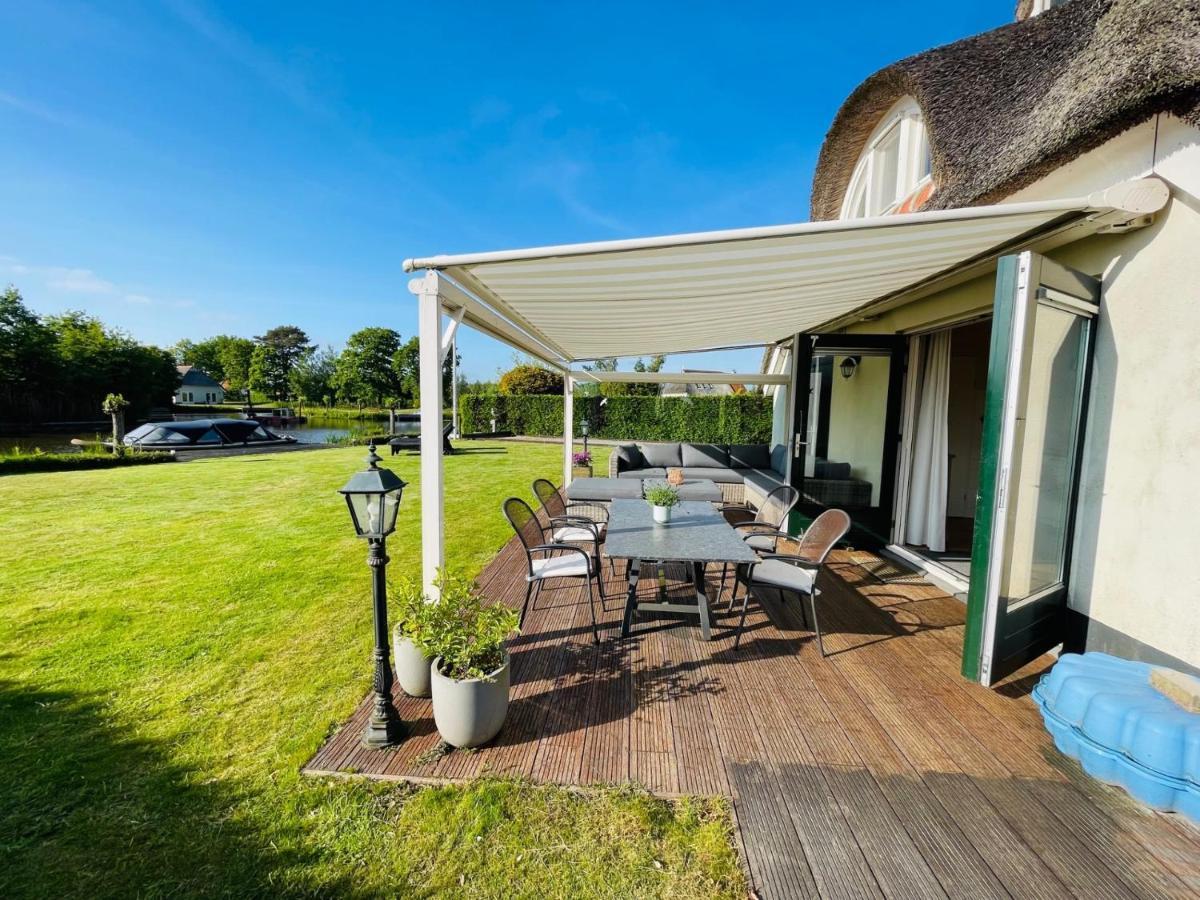 Vakantiehuis Aan Het Water In Friesland Синт-Николасга Экстерьер фото