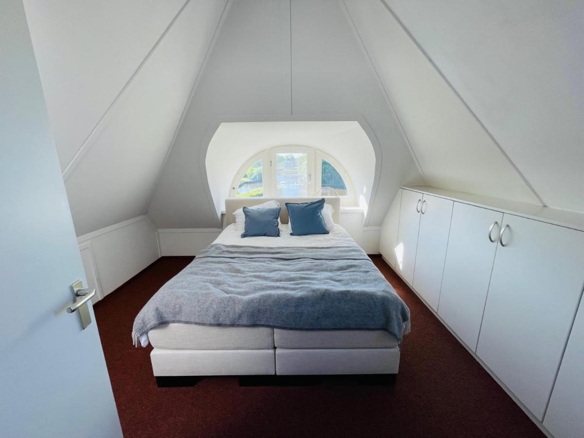 Vakantiehuis Aan Het Water In Friesland Синт-Николасга Экстерьер фото